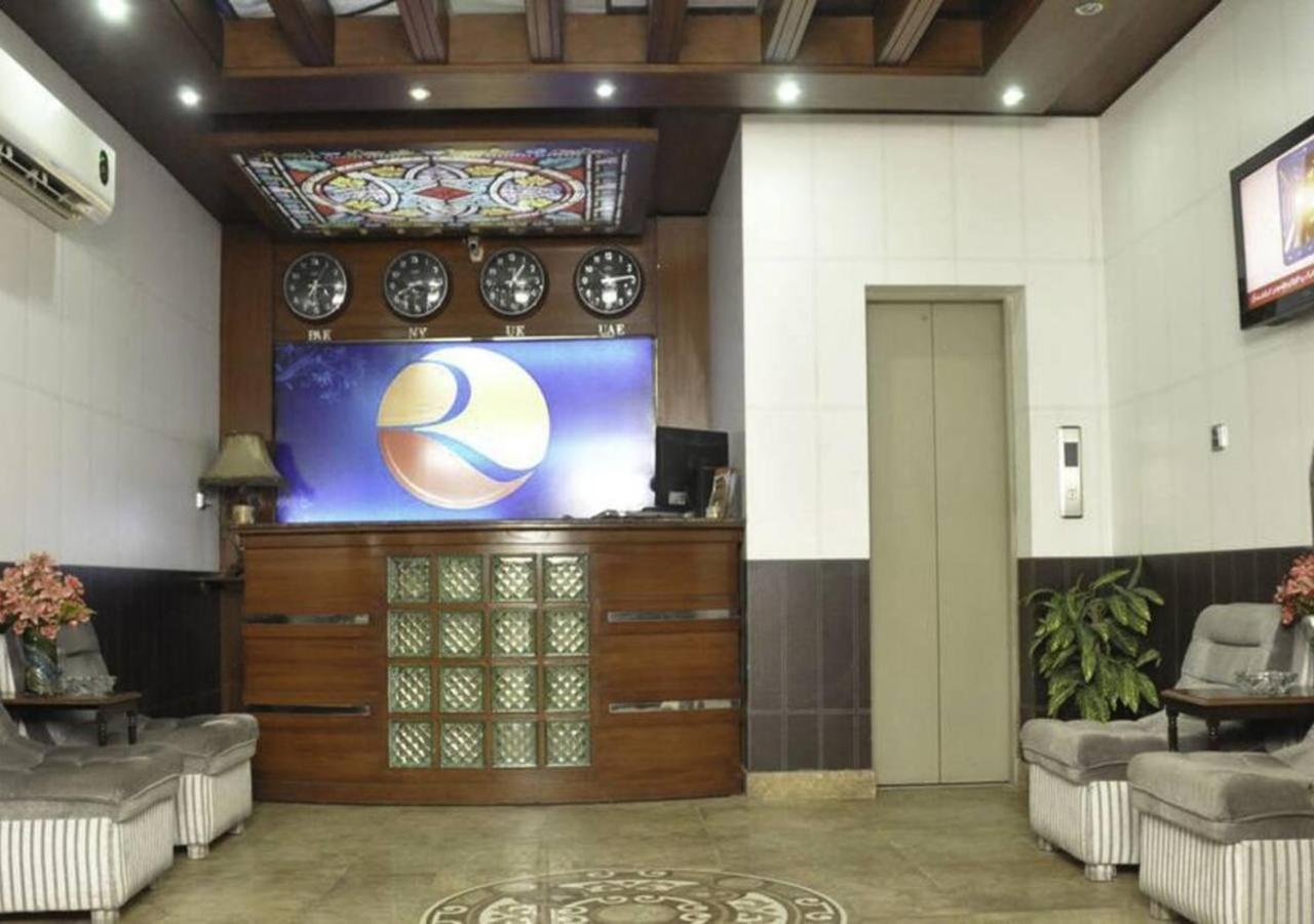 Rajone Hotel Фейсалабад Экстерьер фото